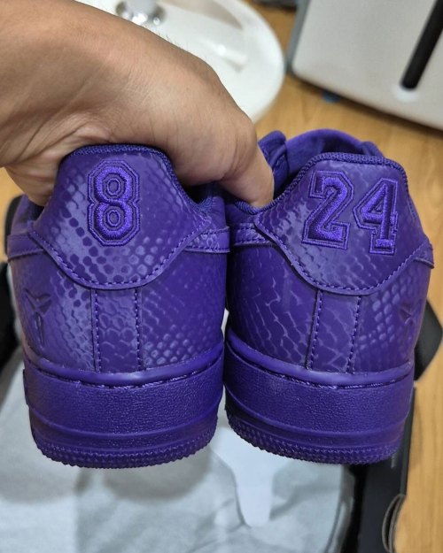 New Images Of The Kobe Bryant x Nike Air Force 1 “Court Purple”(pic3)