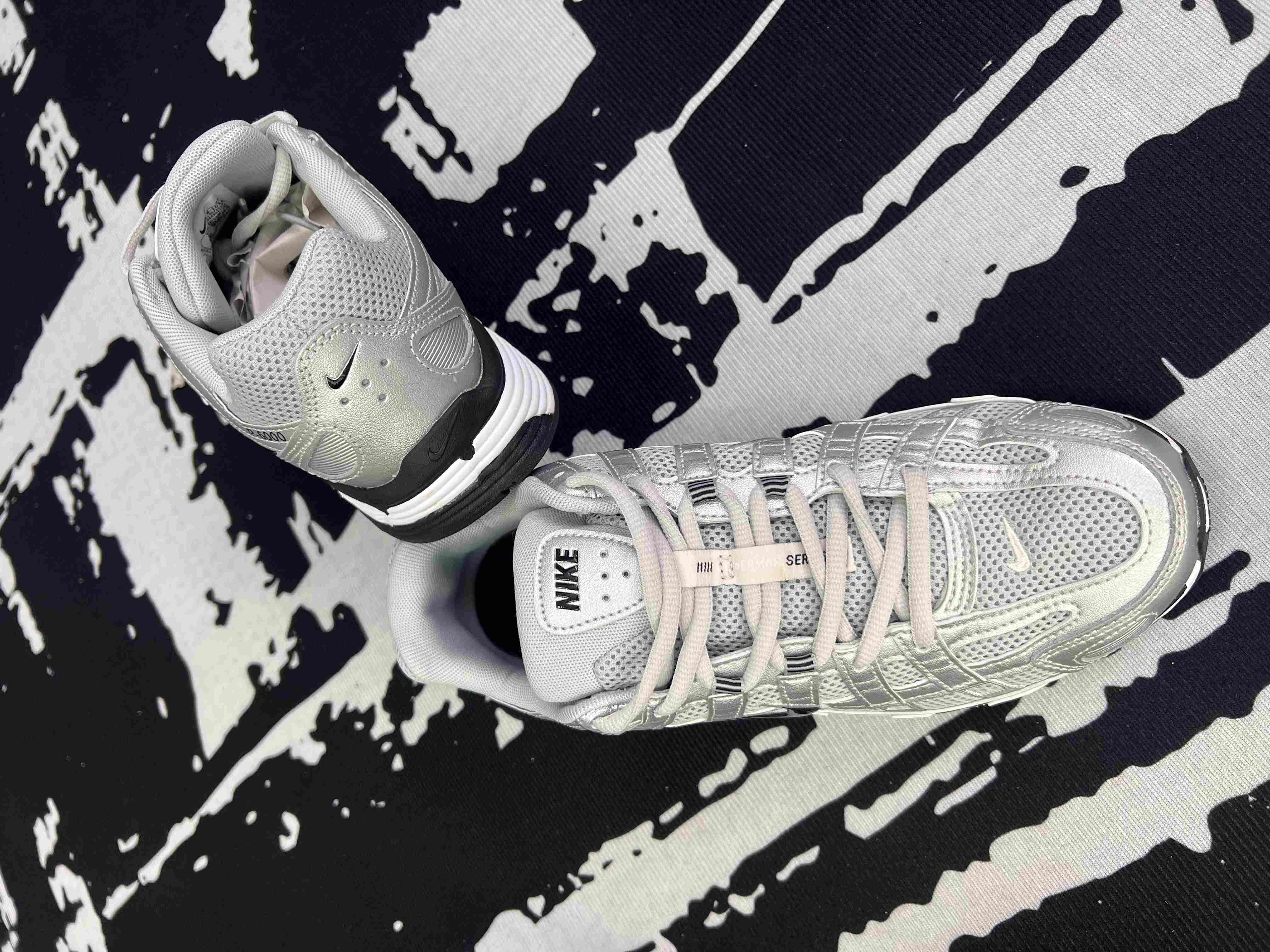 10 (2)_compressed.jpg