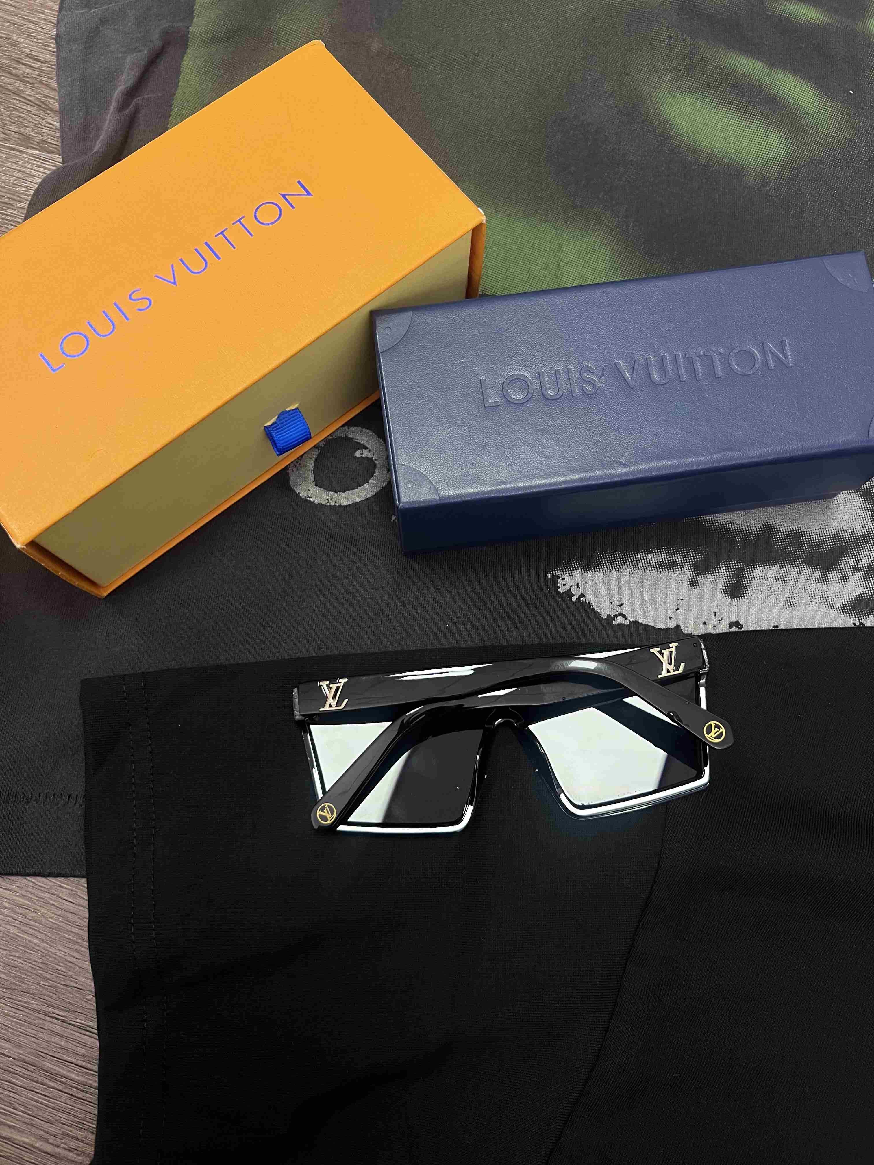 4 (2)_compressed.jpg